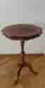 Sidobord / lampbord i engelsk stil