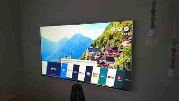 LG 65" 4K UHD Smart-TV