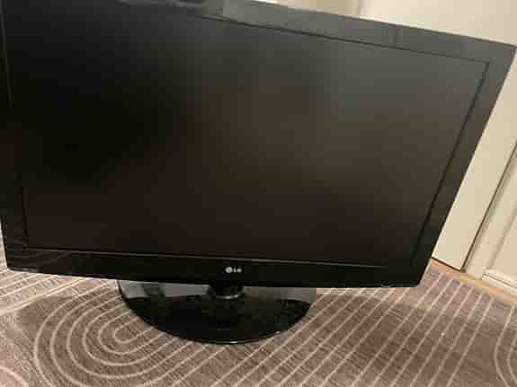 Tv LG 42" TV – Modell 42LG2000 – Fint skick
