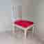 Vackra matsalsstolar i antik design.
