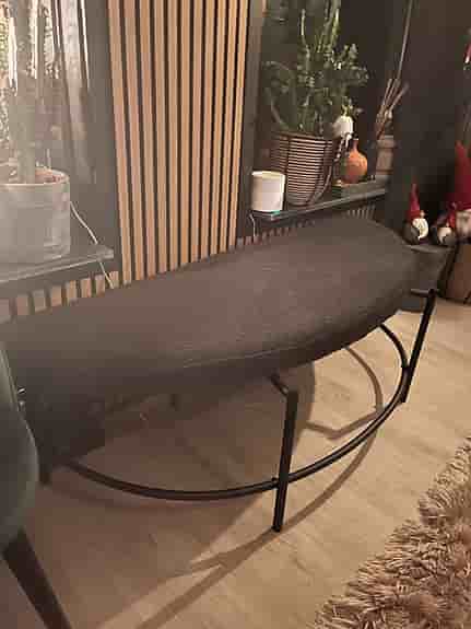 Bänk puff halvmåne sittbänk