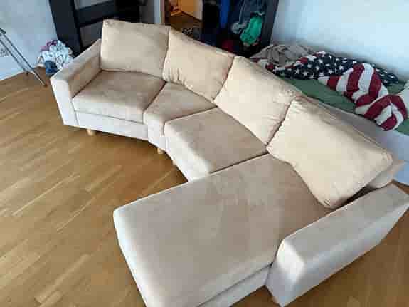 soffa med schäslong,  mocka tyg, i mycket gott skick