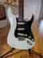 fender AM stratocaster performer arctic white
