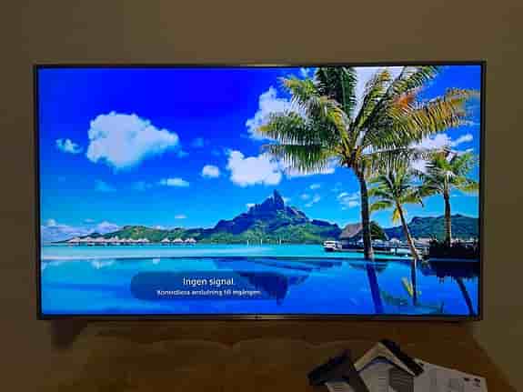 LG 55” 4K UHD Smart Tv Nyskick komplett