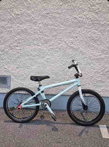 BMX cykel