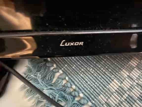 Luxor NLED40B1 TV ( smart tv)