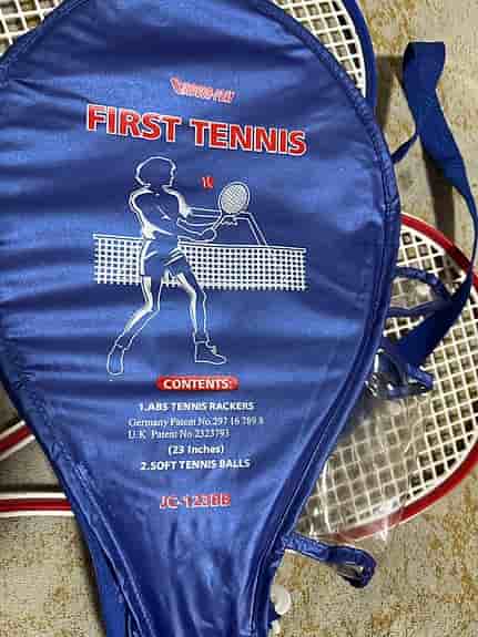 Lars First Tennis Tennisklubbor med fodral och bollar