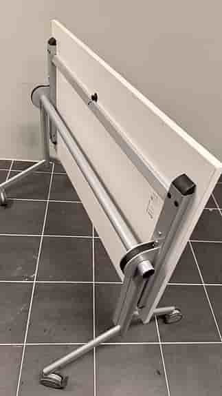 Swedese Alufloop skrivbord 160x80 cm vitt MDF