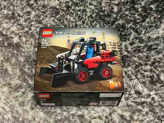 LEGO Technic 42116 Skid Steer Loader