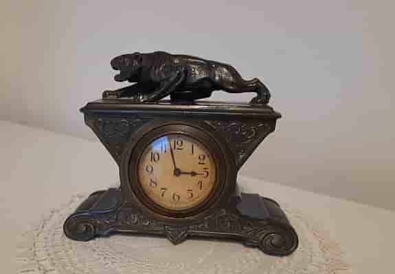 Dekorativ bordsklocka – pantermotiv – vintage – Made in Germany