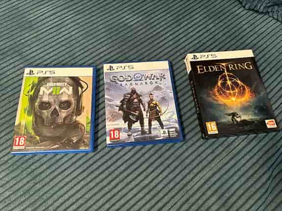 PS5 spel God of War Ragnarök, Call of Duty Modern Warfare II, Elden Ring