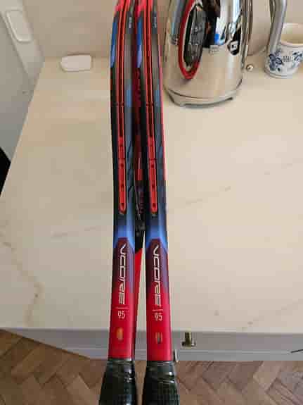 Yonex Vcore 95 TennisRacket