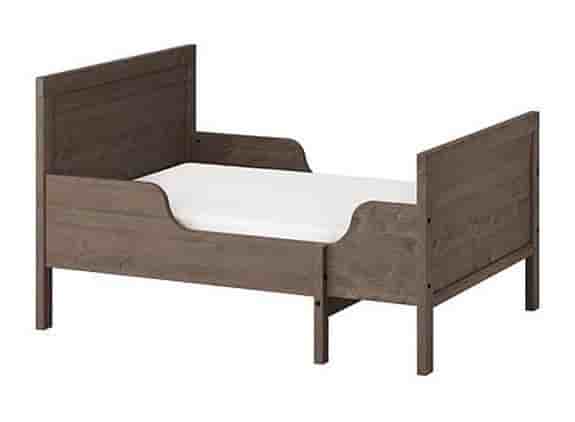 IKEA juniorsäng med madrass brun trä/ OÖPPNAD !!!