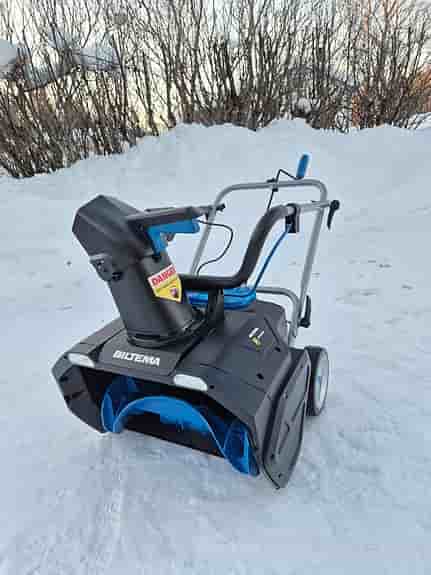 Batteridriven snöslunga inklusive dubbla batterier och laddare