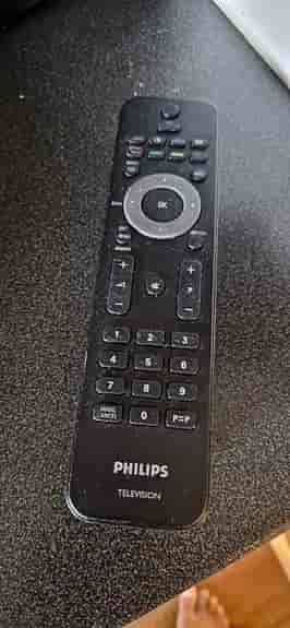 Philips 47" LCD-TV (47PFL5603H) – inkl. fjärrkontroll & stativ