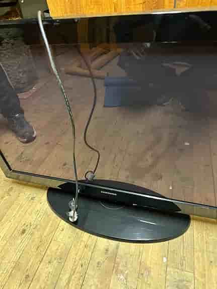 Samsung plasmaskärm tv svart 42”