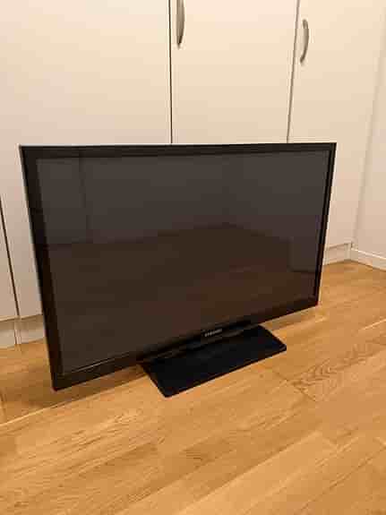 Samsung Plasma-tv svart 43" HD