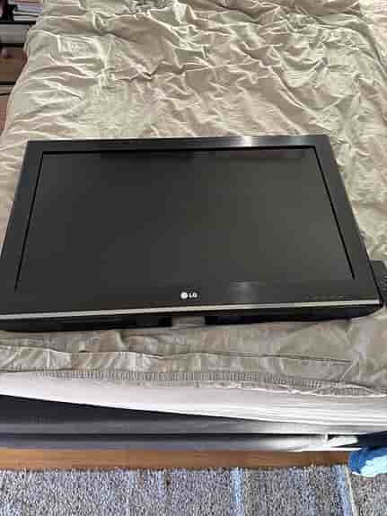 LG 32CS460T TV 32 tum svart