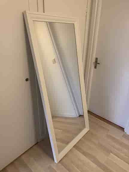 IKEA spegel helkroppsspegel vit TOFTBYN
