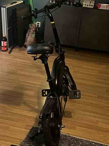 El cykel, inga repor eller problem.