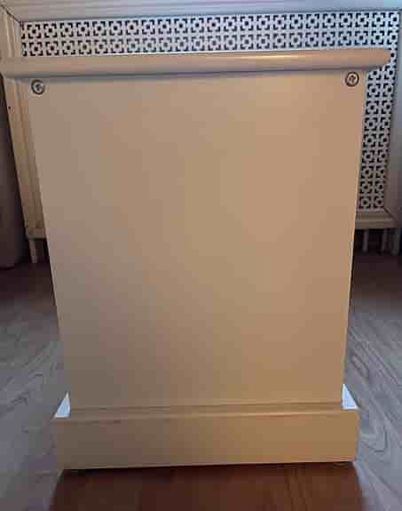 Jysk OURE vit sittbänk bänk hallmöbel med 3 förvaringskorgar rotting 95x35x45cm