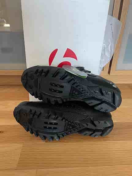 Bontrager Igneo cykelskor MTB svart dam storlek 37