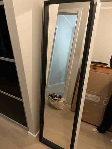 IKEA spegel svart