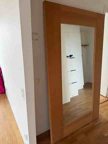 BoConcept spegel med träram