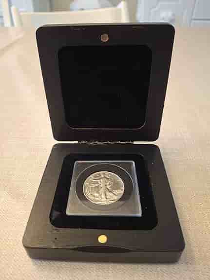 Silvermynt - Walking Liberty Half Dollar 1942 i exklusivt myntetui