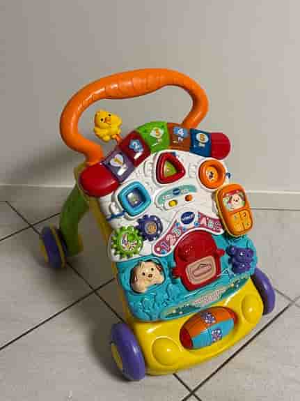 Fisher-Price gåvagn leksak flerfärgad plast