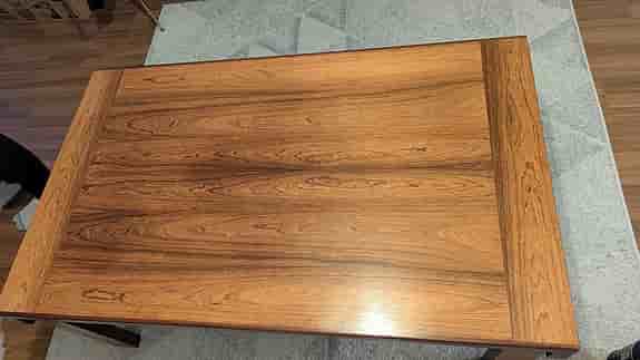 Stabilt vardagsrumsbord i ek – 140x85 cm (inkl. verktyg)
