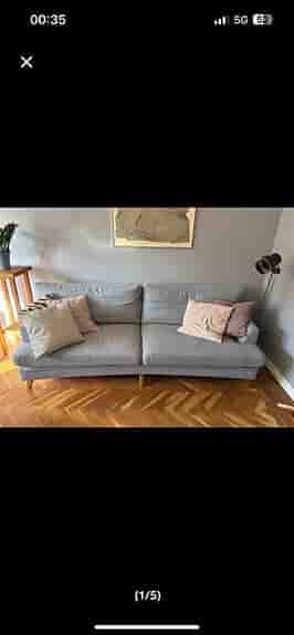 Stilren grå 3-sits soffa – nypris ca 11 850 kr