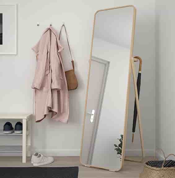IKEA IKORNNES golvspegel – som ny