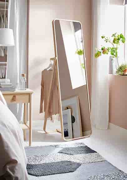 IKEA IKORNNES golvspegel – som ny