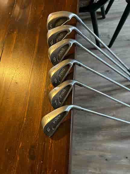 Ping Karsten III järnklubbor set 6–9 plus pitch och sand wedge