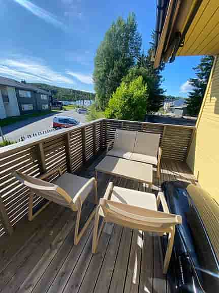 Loungegrupp/ Beige gruppsofa/ trädgårdsmöbler
