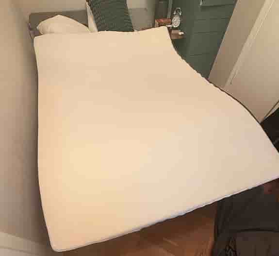 Säng bäddmadrass