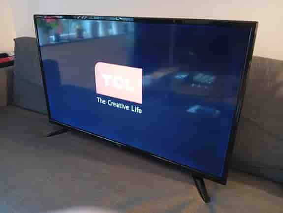 TCL TV 40"