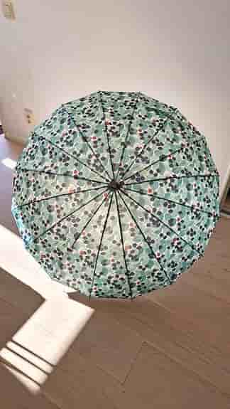 Paraply design av Lena Boije