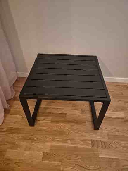 Verona loungeset bord från Rusta