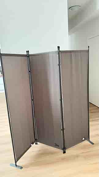 Rumsavdelare i bra skick – 3 paneler
