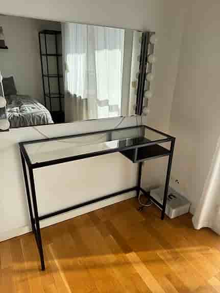 Vittsjö IKEA - avlastningsbord/skrivbord