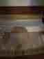 Sidobord i brun trä