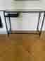 Sideboard/skrivbord i metall med glasskiva Ikea Vittsjö
