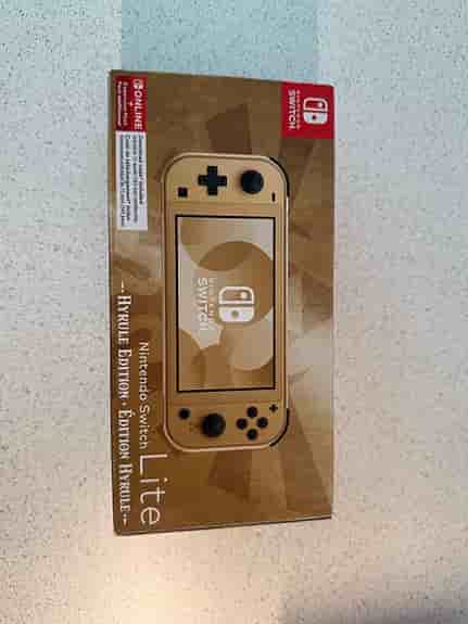 Nintendo Switch Lite Hyrule Edition
