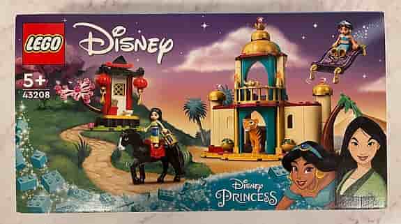 LEGO Disney 43208