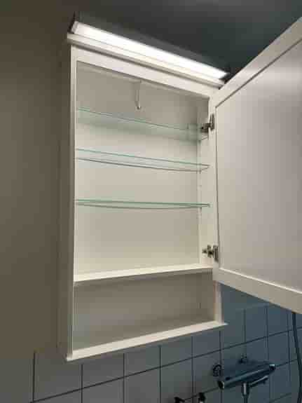 Ikea HEMNES spegelskåp badrum vit