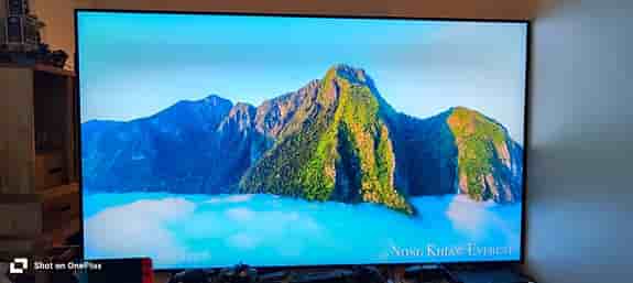 Samsung 75" TQ75Q60DAUXXC / 4K / QLED / 50 Hz / Smart TV