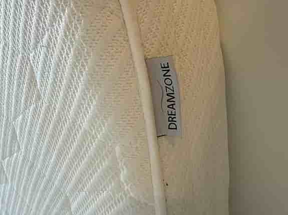 Skummadrass 90x200 cm FALNINGA Fast