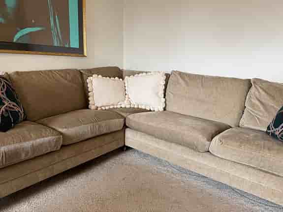 Högkvalitativ hörnsoffa, brun-beige ca 240x270 cm